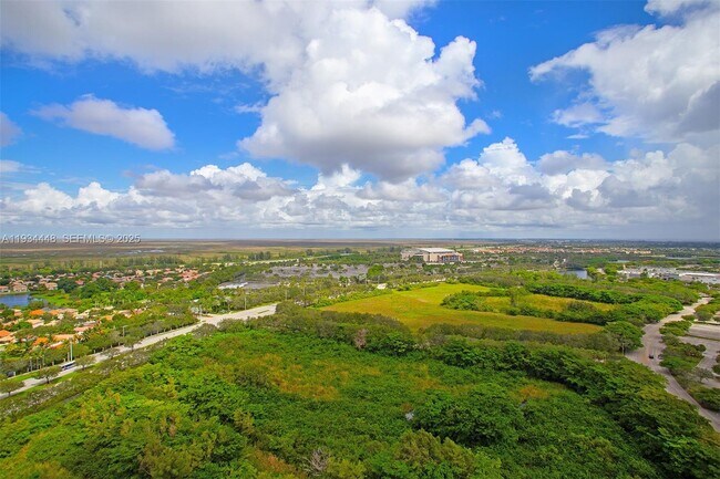 Building Photo - 2000 Metropica Wy