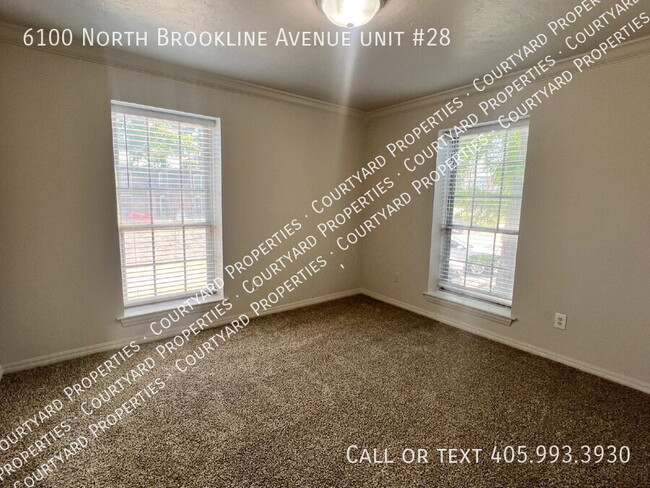 Building Photo - 6100 N Brookline Ave