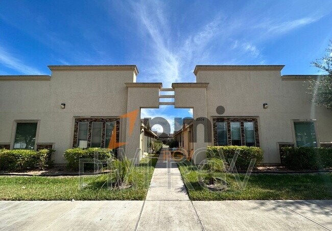 Building Photo - 2120 Taxco Ct