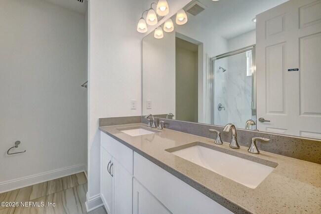 Building Photo - 357 Rum Runner Wy