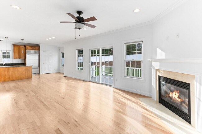 Building Photo - 5 Neff Dr