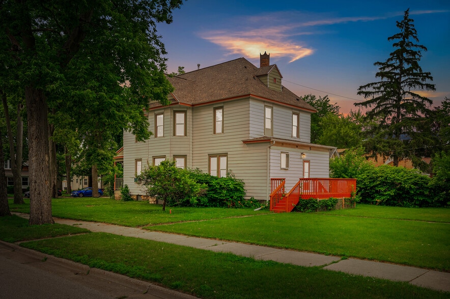 Building Photo - 1902 Kane St