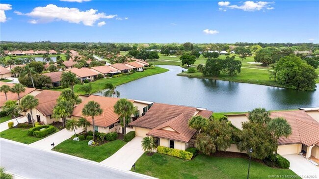 Building Photo - 3281 SW Bobalink Way