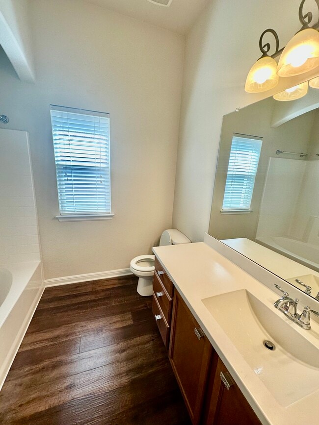Building Photo - 429 Foxcraft Dr