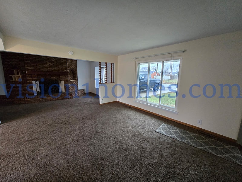 Building Photo - 433 Lewis Blvd