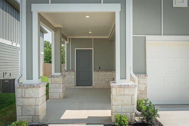 Building Photo - 6506 Marsh Ln