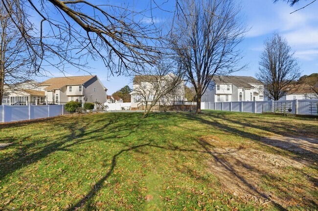 Building Photo - Quailshire Estates 4 Bed, 2.5 Bath Home in Chesapeake, VA