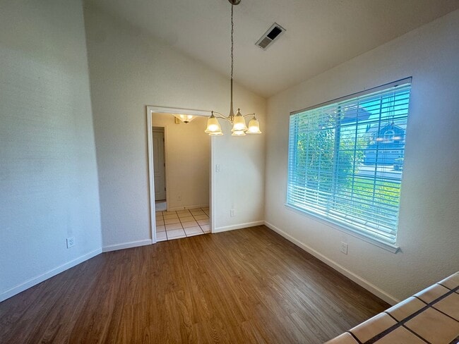 Building Photo - 3 bed 2 ba house in S. Yuba City
