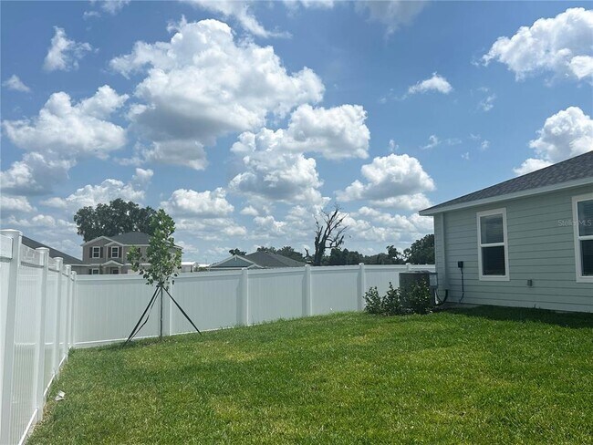 Building Photo - 1141 NW 48th Terrace
