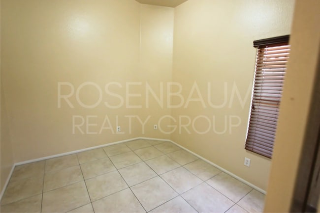 Building Photo - Charming 3-beds, 2-baths home in Wigwam Cr...