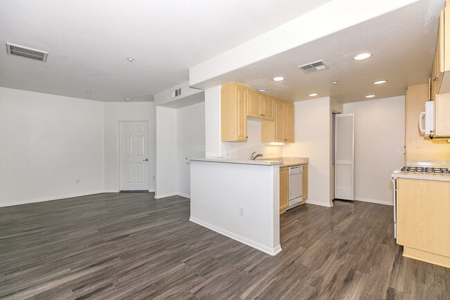 Building Photo - Arbor Lane Apartment Homes