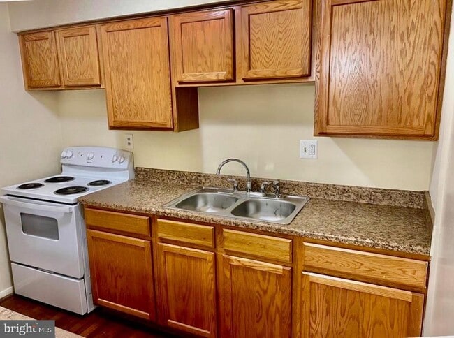 Building Photo - 14667 Endsley Turn