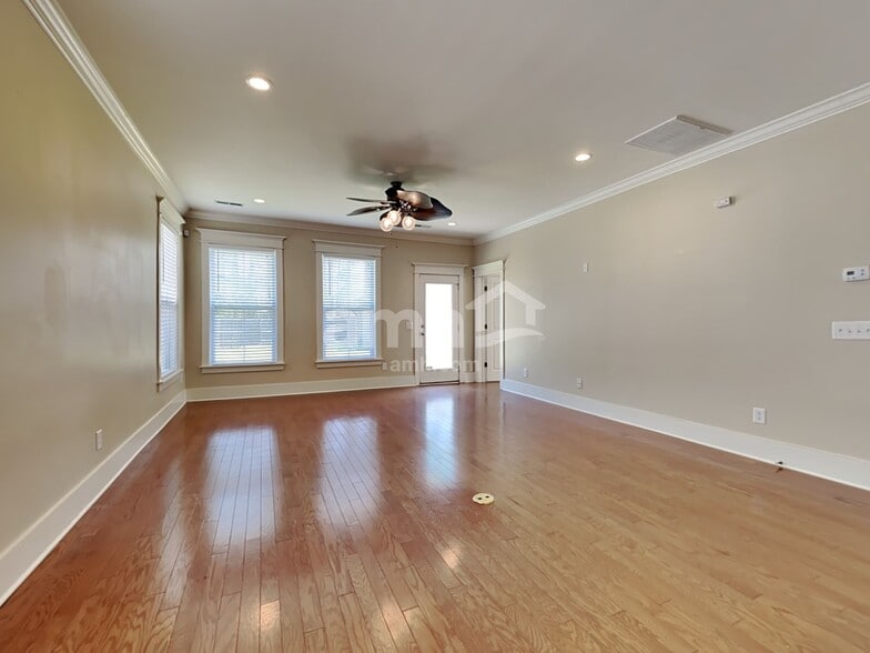 Building Photo - 232 Cameron St