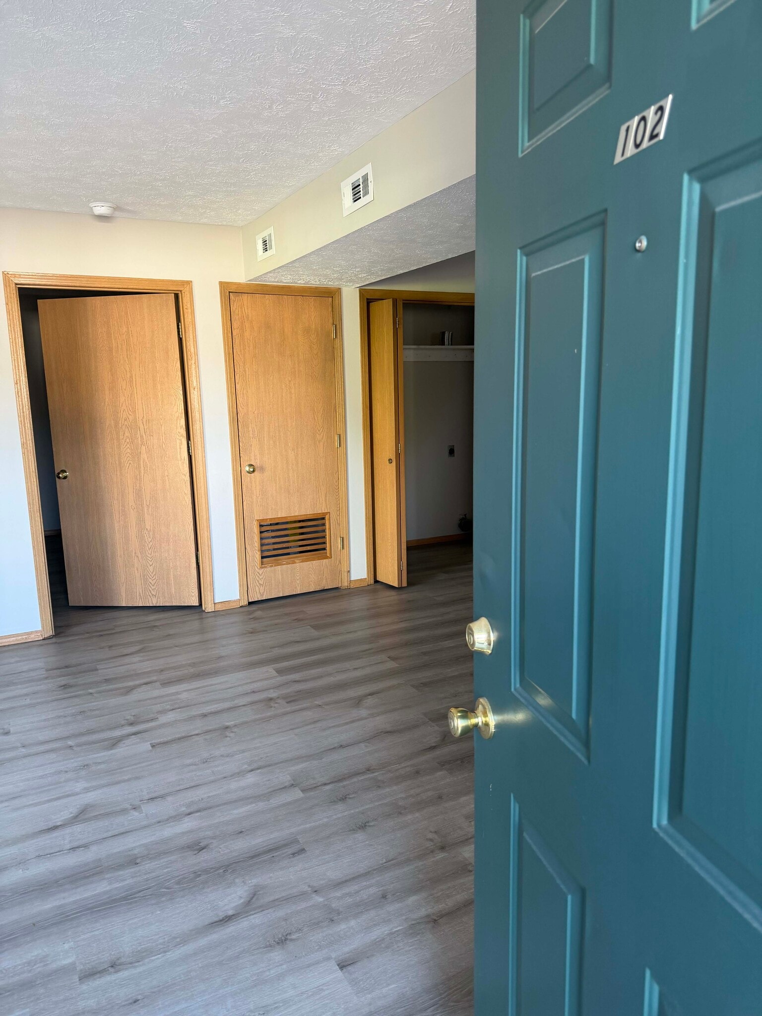 Building Photo - Fairway