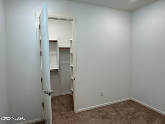 Building Photo - 1646 W Aristides St