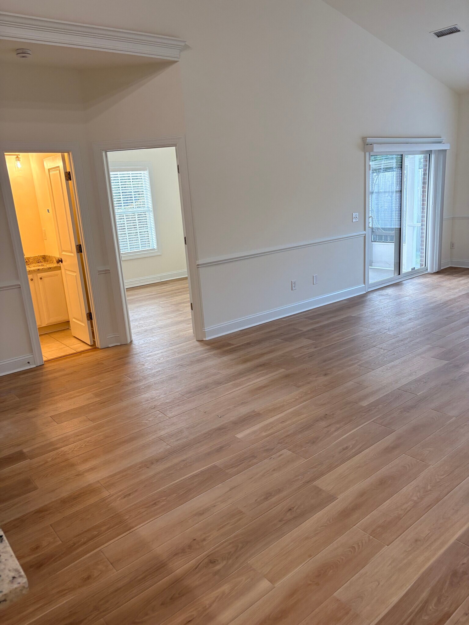Building Photo - 428 Lightning Whelk Way