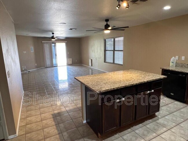 Building Photo - 15608 W Acapulco Ln