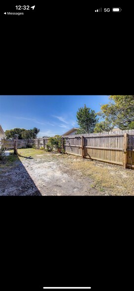 Building Photo - 11705 Meredith Ln