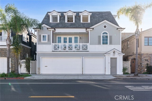 Building Photo - 1215 E Balboa Blvd