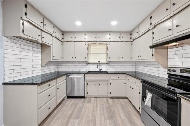 Building Photo - 4409 Wedgmont Cir S