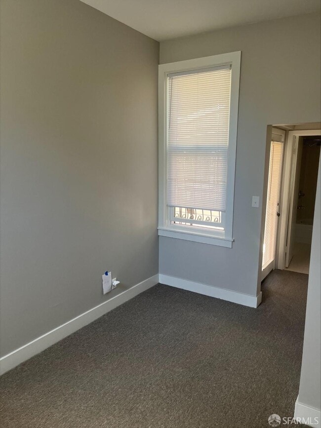 Building Photo - 236 Clinton Park