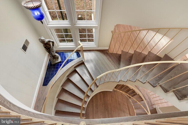 Building Photo - 7320 Bradley Blvd