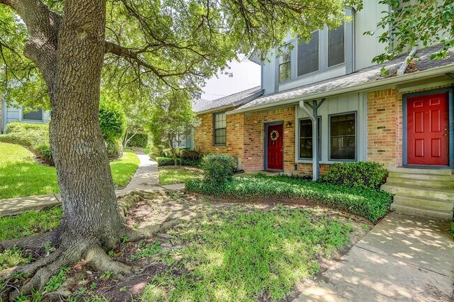 Building Photo - 1411 Gracy Farms Ln