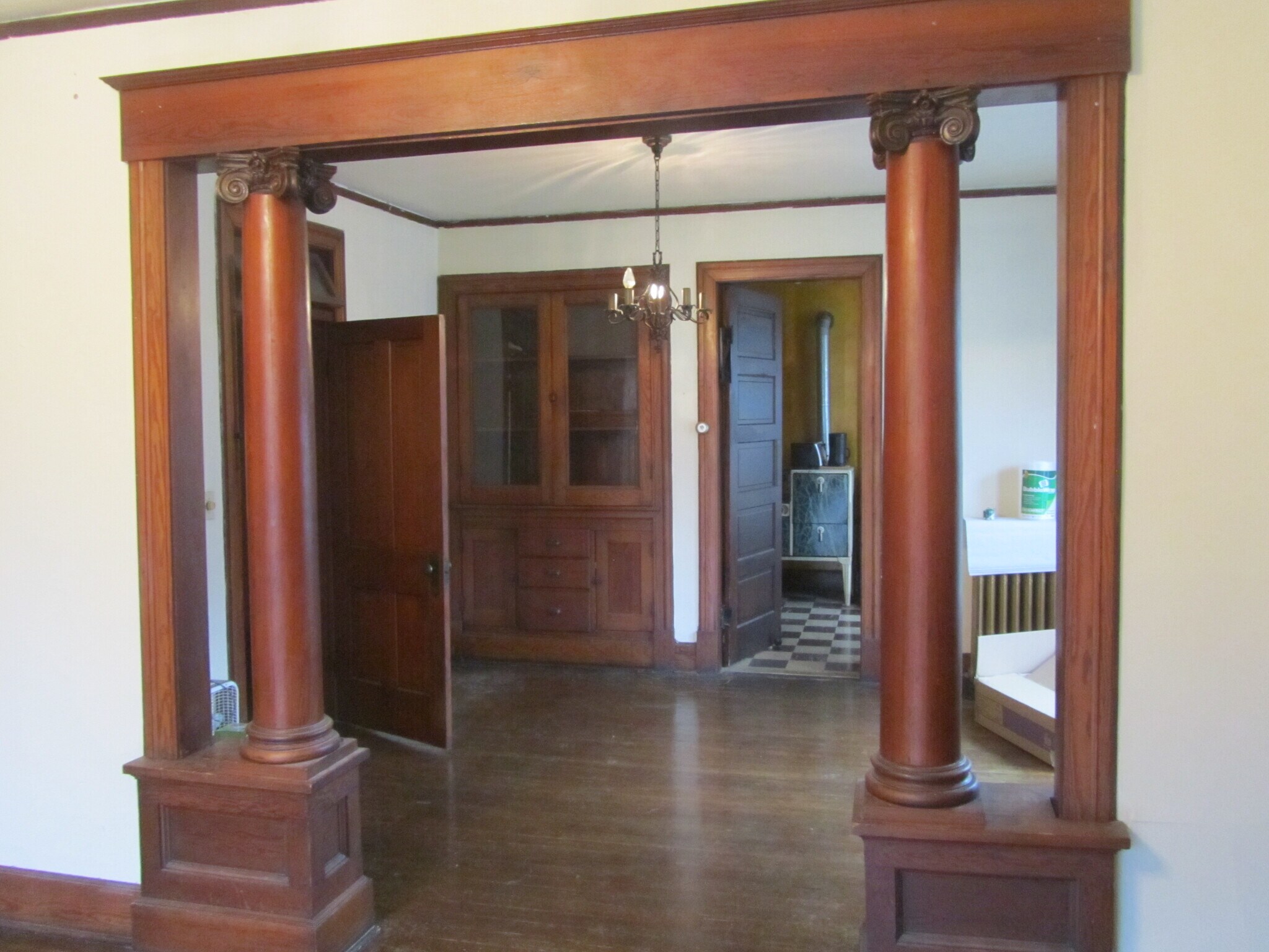 From living room looking into the dining room. - 204 S 6th St