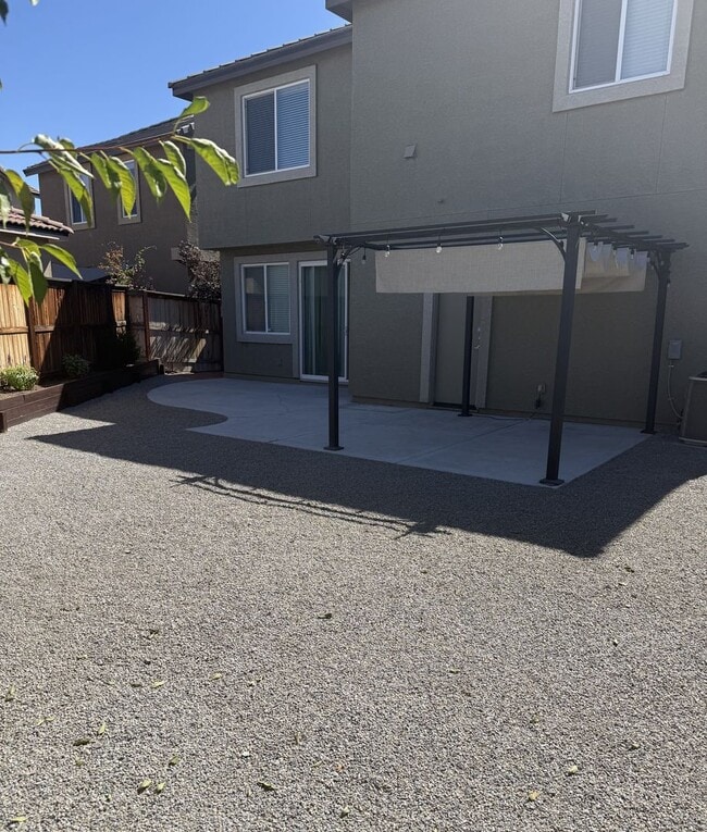 Building Photo - Located in Riata in Pioneer Meadows
