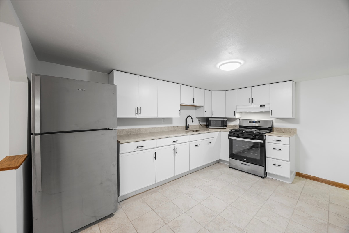 Building Photo - 2827 Brownsville Rd