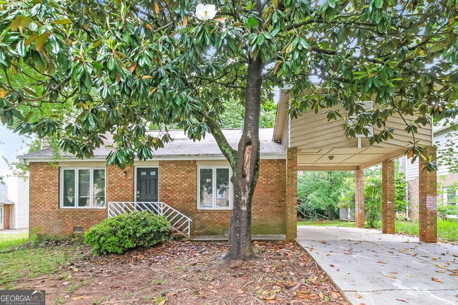 Primary Photo - 2112 Golfview Dr SE