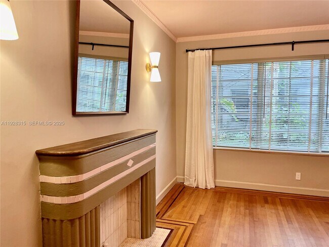 Building Photo - 1571 Pennsylvania Ave