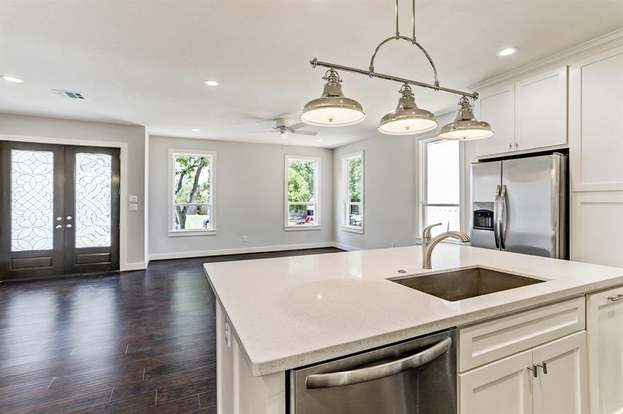 Building Photo - 8618 Valley Song Dr