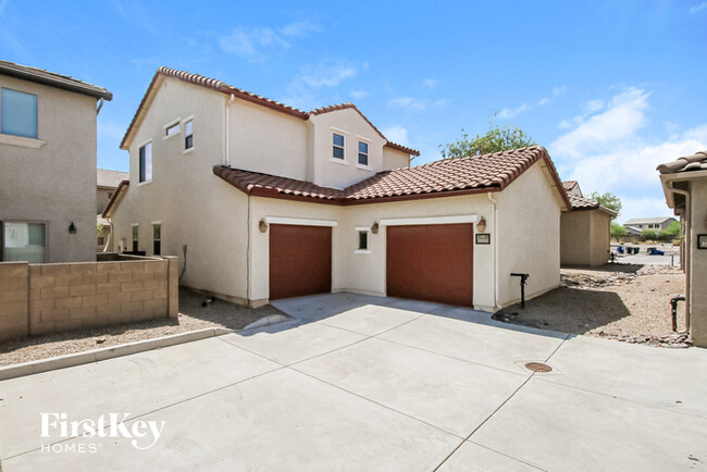 Building Photo - 10616 E Native Rose Trail