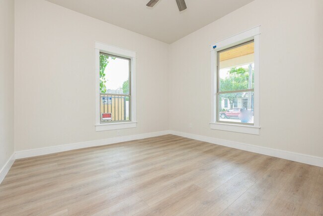 Building Photo - 3407 Garrow St