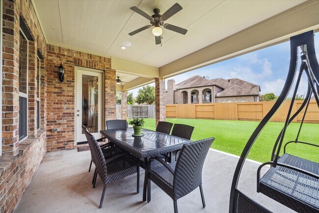 Building Photo - 4511 Royal Bend Ln