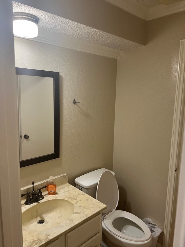 Building Photo - 5115 Autumn Forest Dr