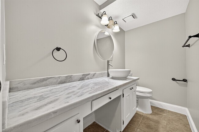 Building Photo - 14535 Misty Meadow Ln