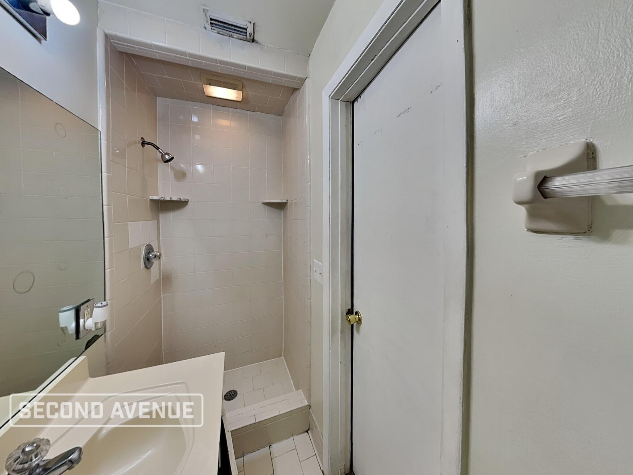 Building Photo - 7583 Patrice Ct