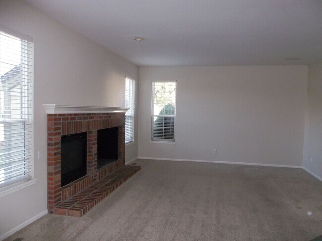 Building Photo - 2514 Rock Creek Dr