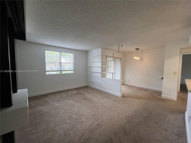 Building Photo - 1227 SW 46th Ave