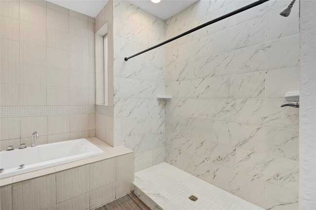 Building Photo - 3910 Austin St