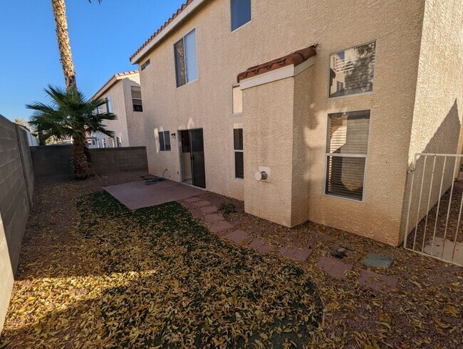 Building Photo - 7233 Pinon Crest Ct