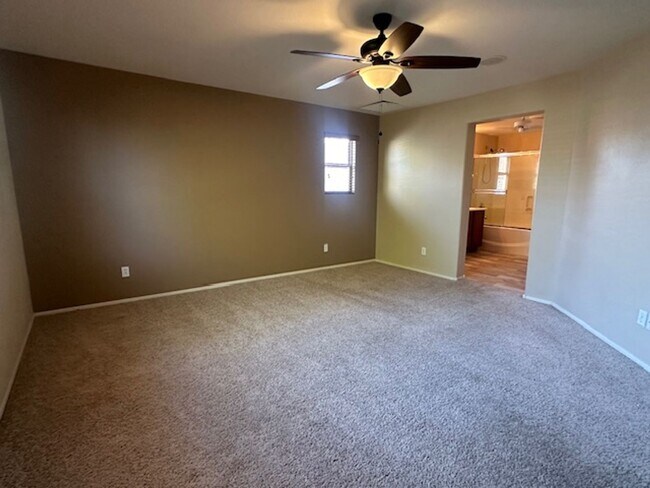 Building Photo - LYONS GATE COMMUNITY, 3PLUS DEN TWO STORY ...