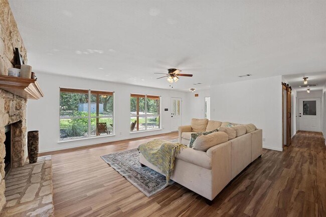 Building Photo - 4207 Deer Trail