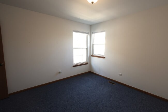 Building Photo - 1793 Grove Ave
