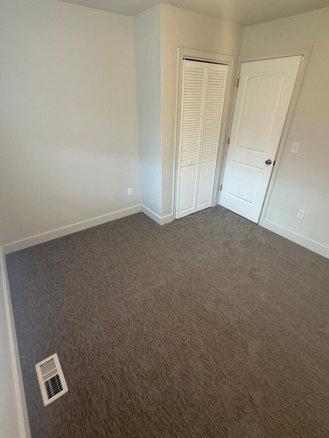 Building Photo - 7511 37th St W