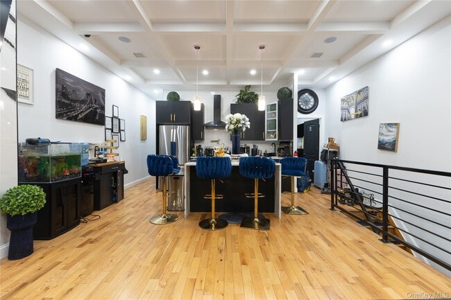 Building Photo - 48 Essex St