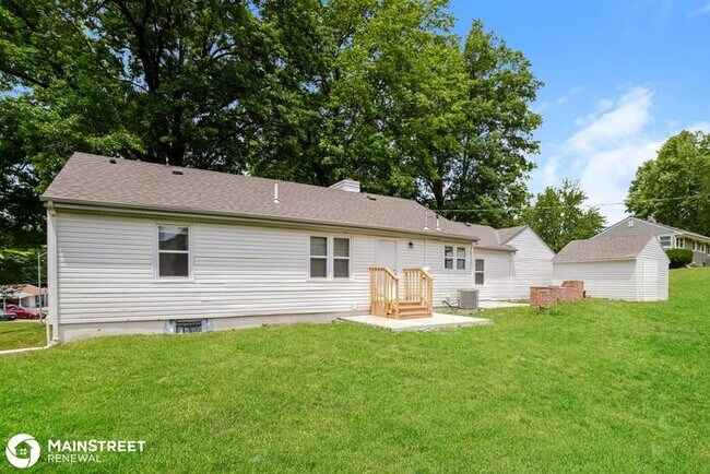 Building Photo - 4909 Norwood Avenue, Kansas City, MO 64133