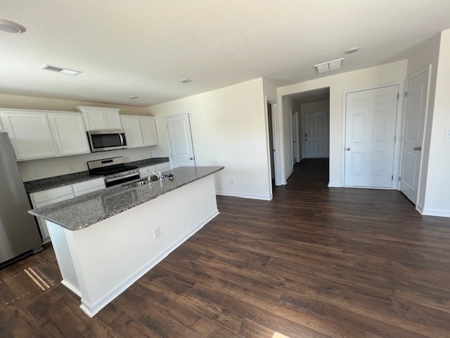 Building Photo - 183 Claire Pl